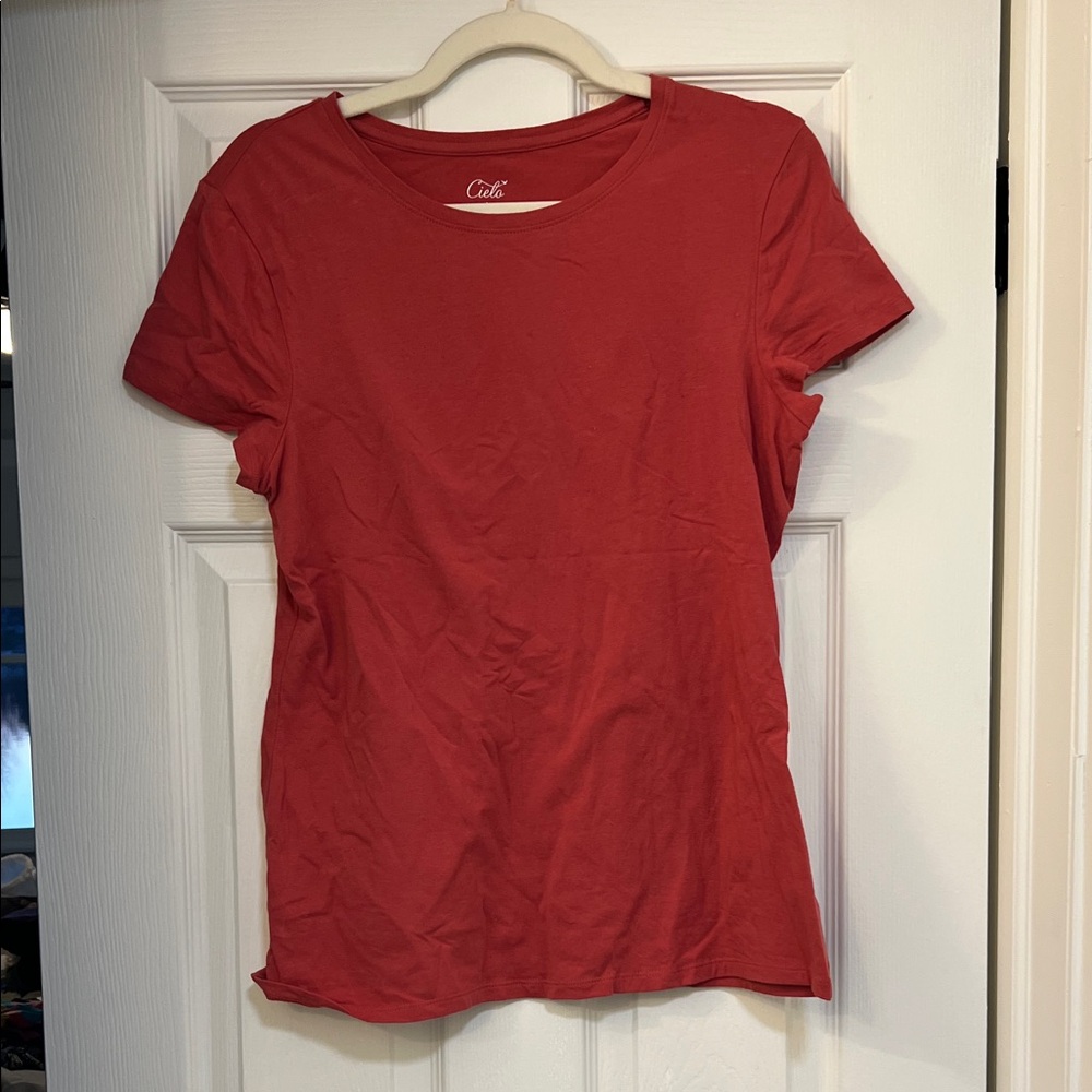 Cielo Coral-Red Short Sleeve Crewneck Tee